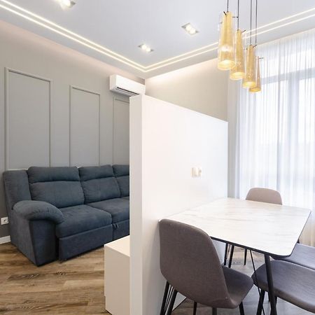 Petrovdom Ж38 In Luxury Apartments At 68 Zhylyanska Street,38 Perlyna Kiev Exterior foto