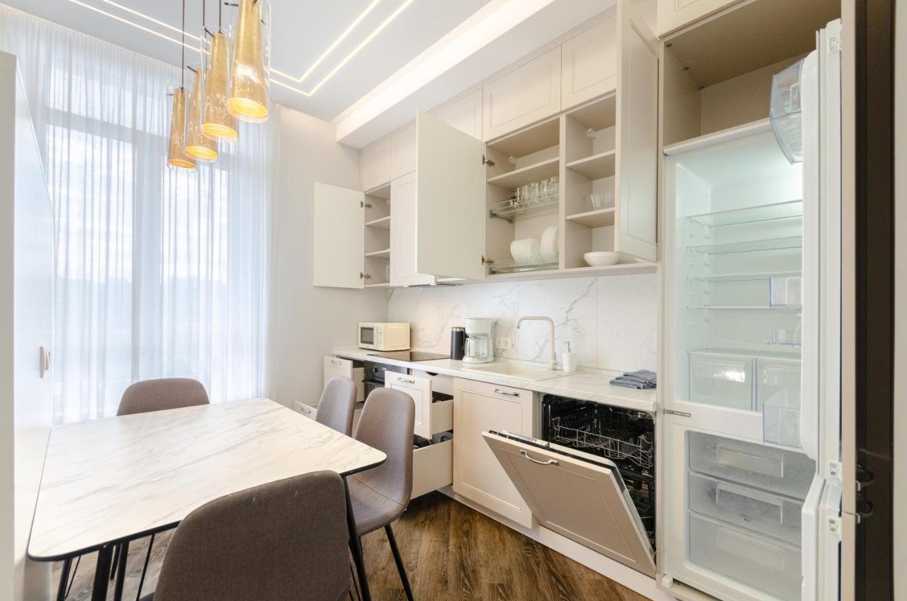 Petrovdom Ж38 In Luxury Apartments At 68 Zhylyanska Street,38 Perlyna Kiev Exterior foto